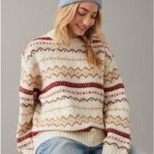 American Eagle Outfitters Whoa so Soft Red Chevron Sweater Small